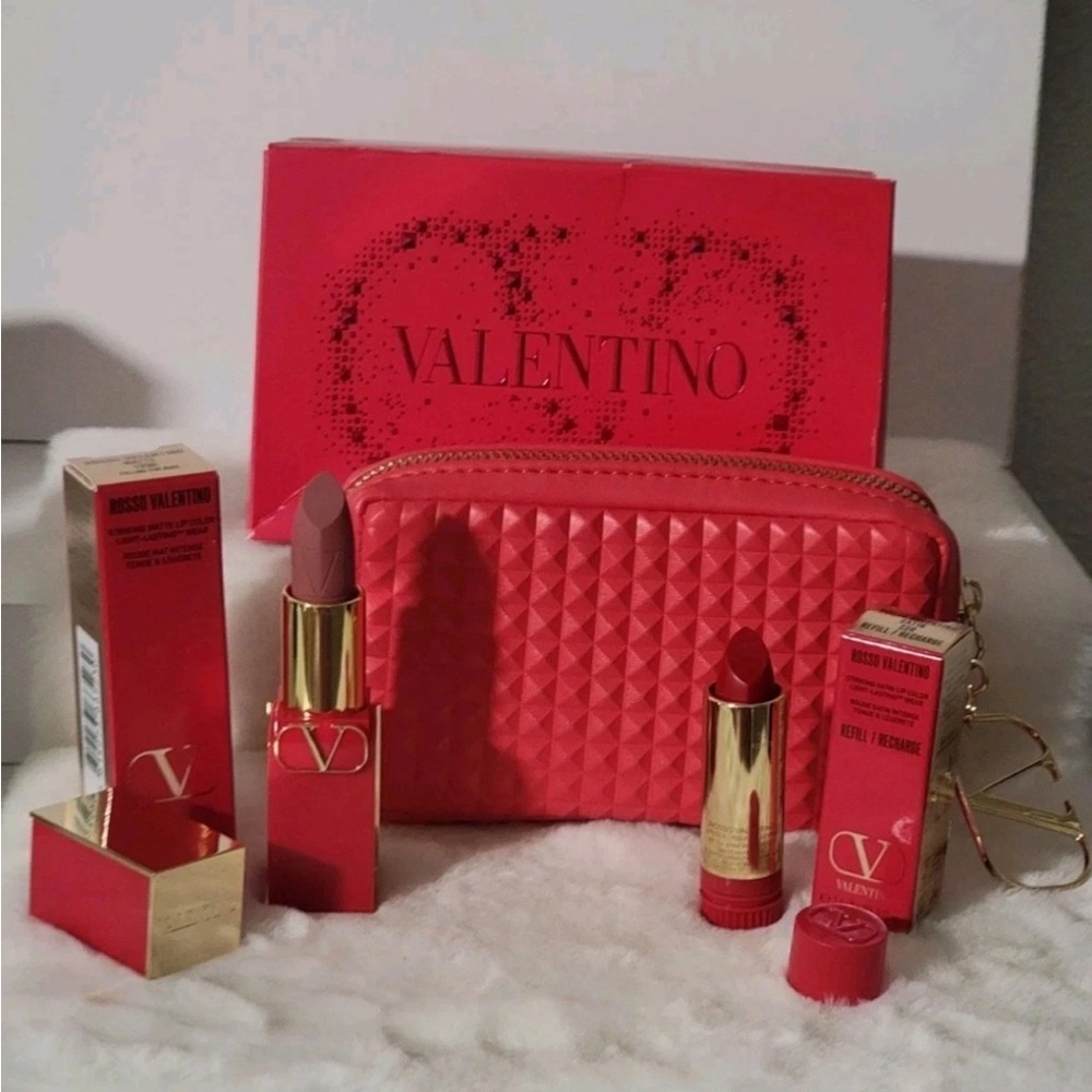 Valentino Lipstick Gift Set – Lipstick + Refill + Designer Cosmetic Bag.